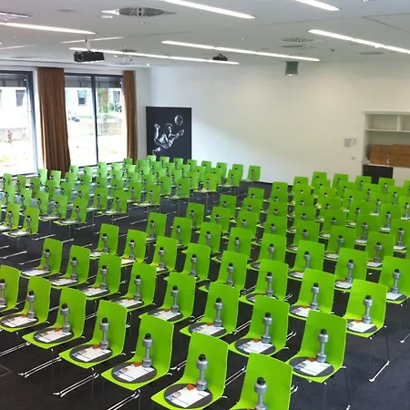 Отель Lindner Frankfurt Sportpark, Part Of Jdv By Hyatt 3*