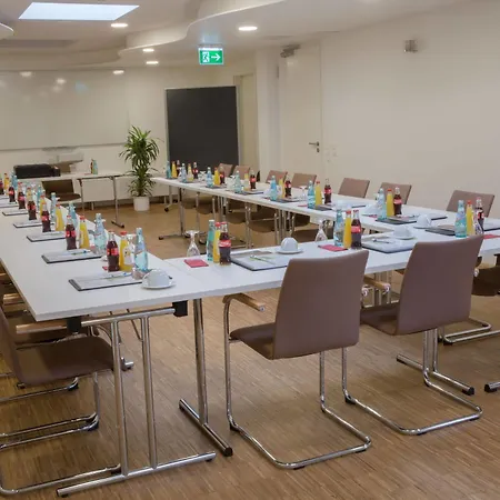 Trip Inn Goethe Hotel Messe 3*