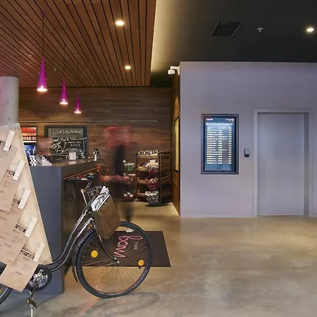 慕奇夕法兰克福机场酒店 4* 美因河畔法兰克福