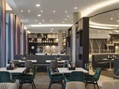 Hyatt Place Frankfurt Airport מלון