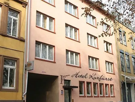 Отель Am Kurfuerstenplatz - Messe Франкфурт-на-Майне