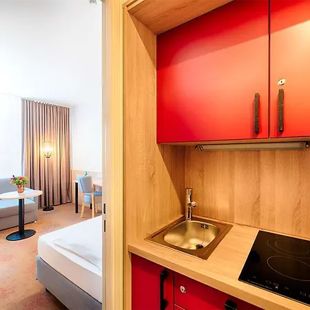 Plaza & Living Frankfurt Hotell