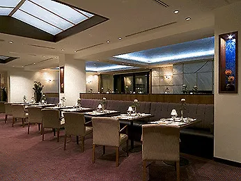 Dorint Main Taunus Zentrum Frankfurt Зульцбах