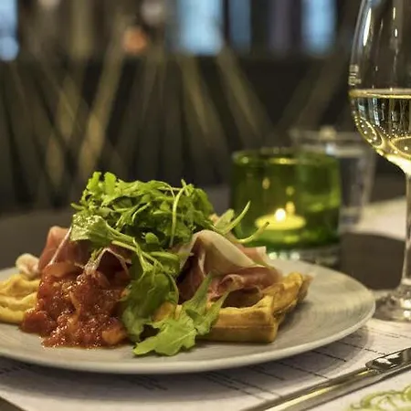 Hyatt Place Frankfurt Airport