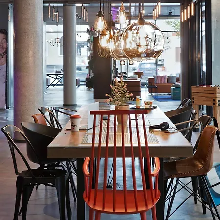 מלון Moxy Frankfurt East פרנקפורט