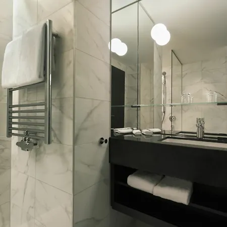 Adina Frankfurt Westend Aparthotel