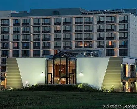 Dorint Main Taunus Zentrum Frankfurt 4* Зульцбах