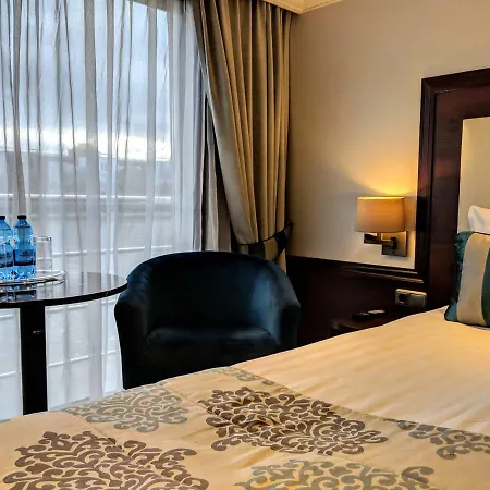 Select Ms Charles Dickens - Frankfurt 보트호텔