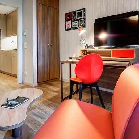 Apart-hotel Adagio Frankfurt Messe 4*