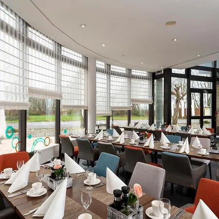 Dorint Main Taunus Zentrum Frankfurt Зульцбах