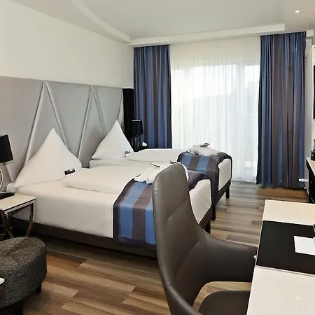 Mercure Kaiserhof Center 4* פרנקפורט
