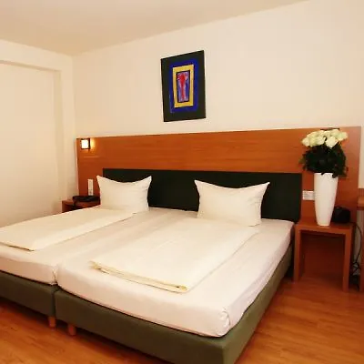 Hotel Memphis Frankfurt nad Mohanem