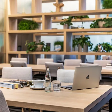 Hotel Melia Frankfurt 4*