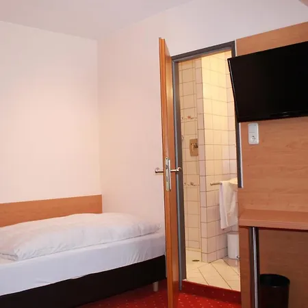 Huebler Hotell 3*