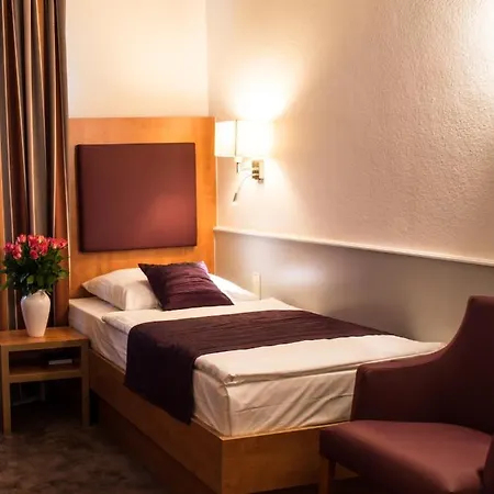 Pension Blauenstrasse Frankfurt 3* Frankfurt nad Menem
