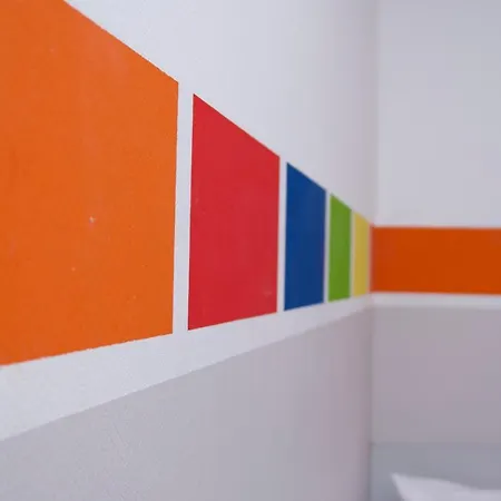 Hotel Colour