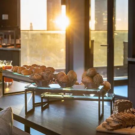 Hotel Melia Frankfurt 4*