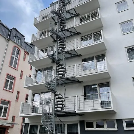 Szálloda Mondial Comfort - Frankfurt Centre 3*