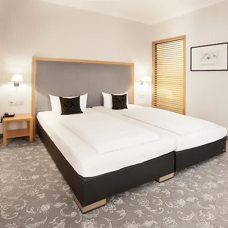 Townhouse Hotel Frankfurt nad Mohanem