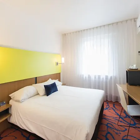 Ambassador Otel