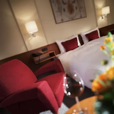 Otel Turm 4*
