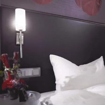 Otel Turm 4*