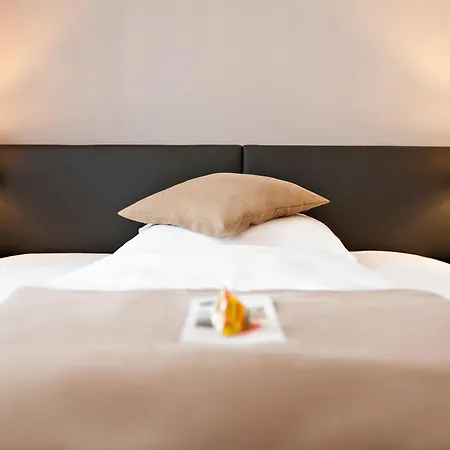 Homaris Corner Szálloda 3*