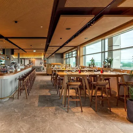 Отель B'mine Frankfurt Airport