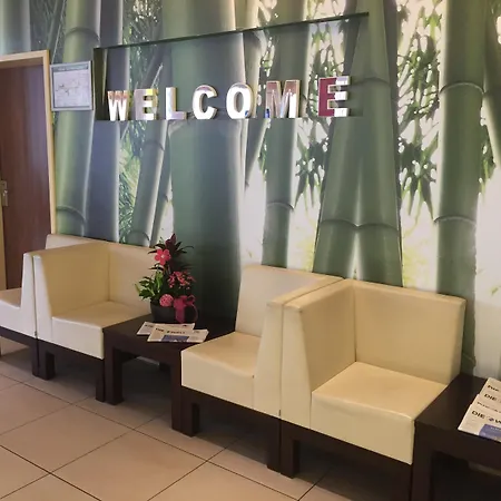 Hotel Azimut Frankfurt 3*