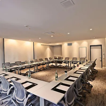 Mercure Kaiserhof Center 4* פרנקפורט