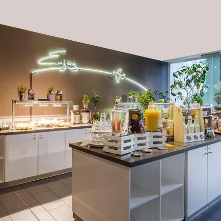 Hotel Park By Radisson Frankfurt Airport 3*