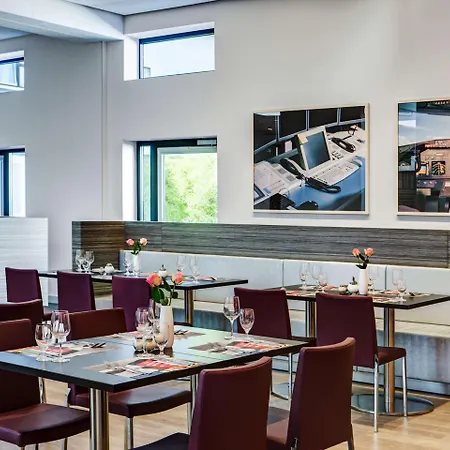 Ξενοδοχείο Intercityhotel Frankfurt Airport 4*