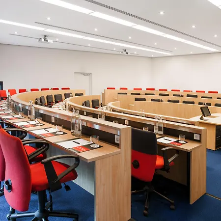 Ξενοδοχείο Intercityhotel Frankfurt Airport 4*