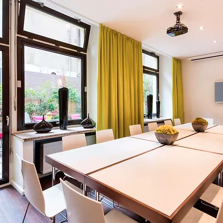 Hotel Ibis Styles Frankfurt 3*