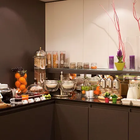 Hotel Ibis Styles Frankfurt 3*