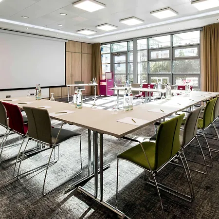 Hotell Mercure Residenz Frankfurt Messe 4*