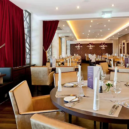 Hotell Mercure Residenz Frankfurt Messe 4*