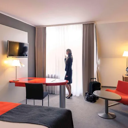 Hotell Mercure Residenz Frankfurt Messe 4*