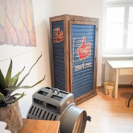 11201 Stilvolles Wg-zimmer In Frankfurt Hochst Daire *