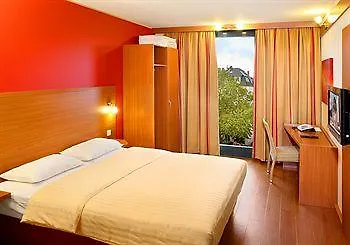 Otel Premier Frankfurt Europaviertel