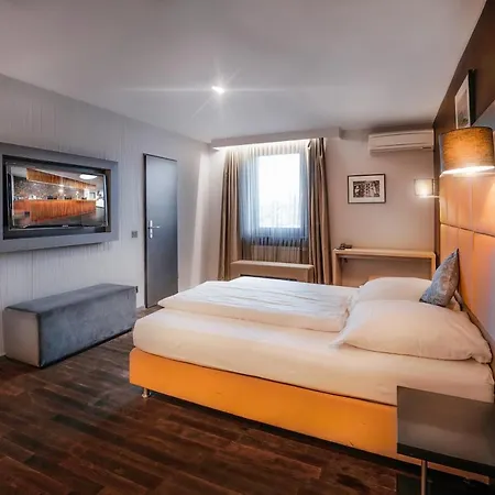 Cult Frankfurt 4* Frankfurt am Main