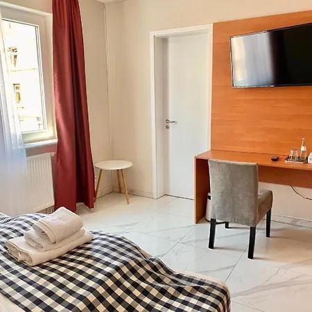 Emiliana Am Bahnhof Hotel Frankfurt am Main