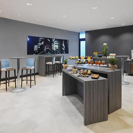 法兰克福机场喜来登酒店及会议中心 4*