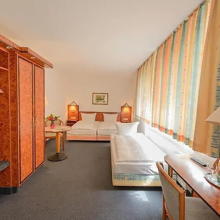 Trip Minerva Frankfurt 3* Франкфурт-на-Майне