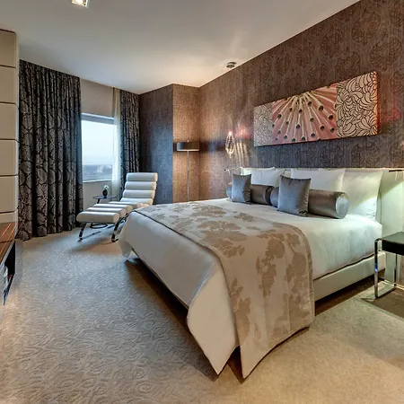 Szálloda Hilton Frankfurt Airport 4*