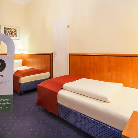Centro National Frankfurt City, Trademark Collection By Wyndham Hotel 3*