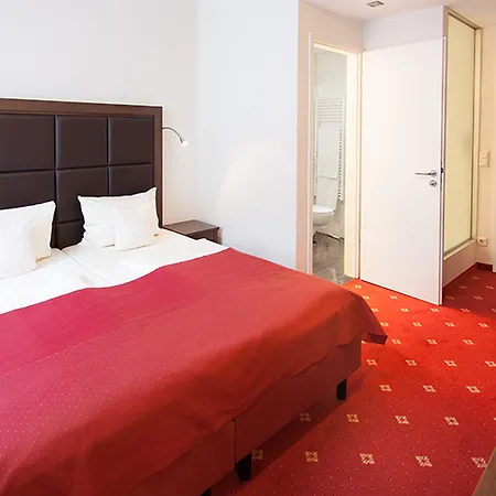 Centro National Frankfurt City, Trademark Collection By Wyndham Hotel 3*