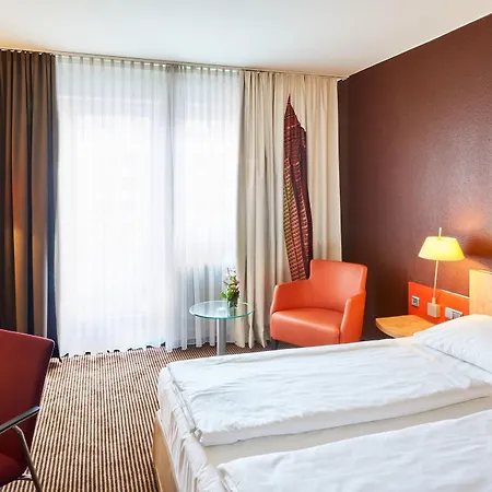 Mercure Residenz Frankfurt Messe 4* Frankfurt nad Mohanem