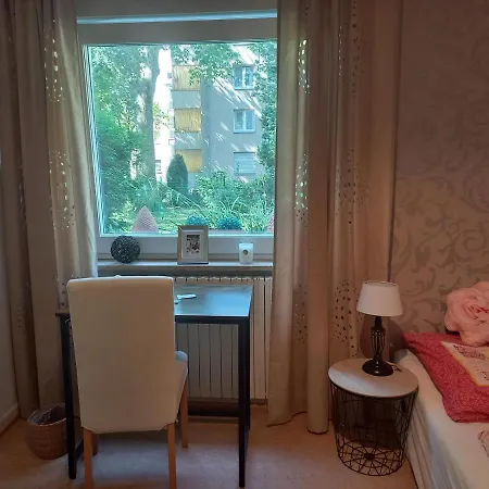 Privates Zimmer Kwatera prywatna *