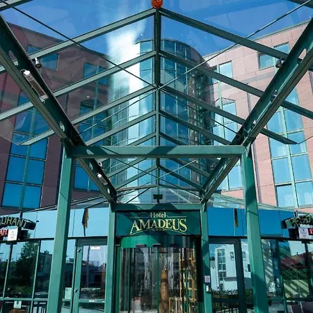 Amadeus Frankfurt 4* Frankfurt nad Menem